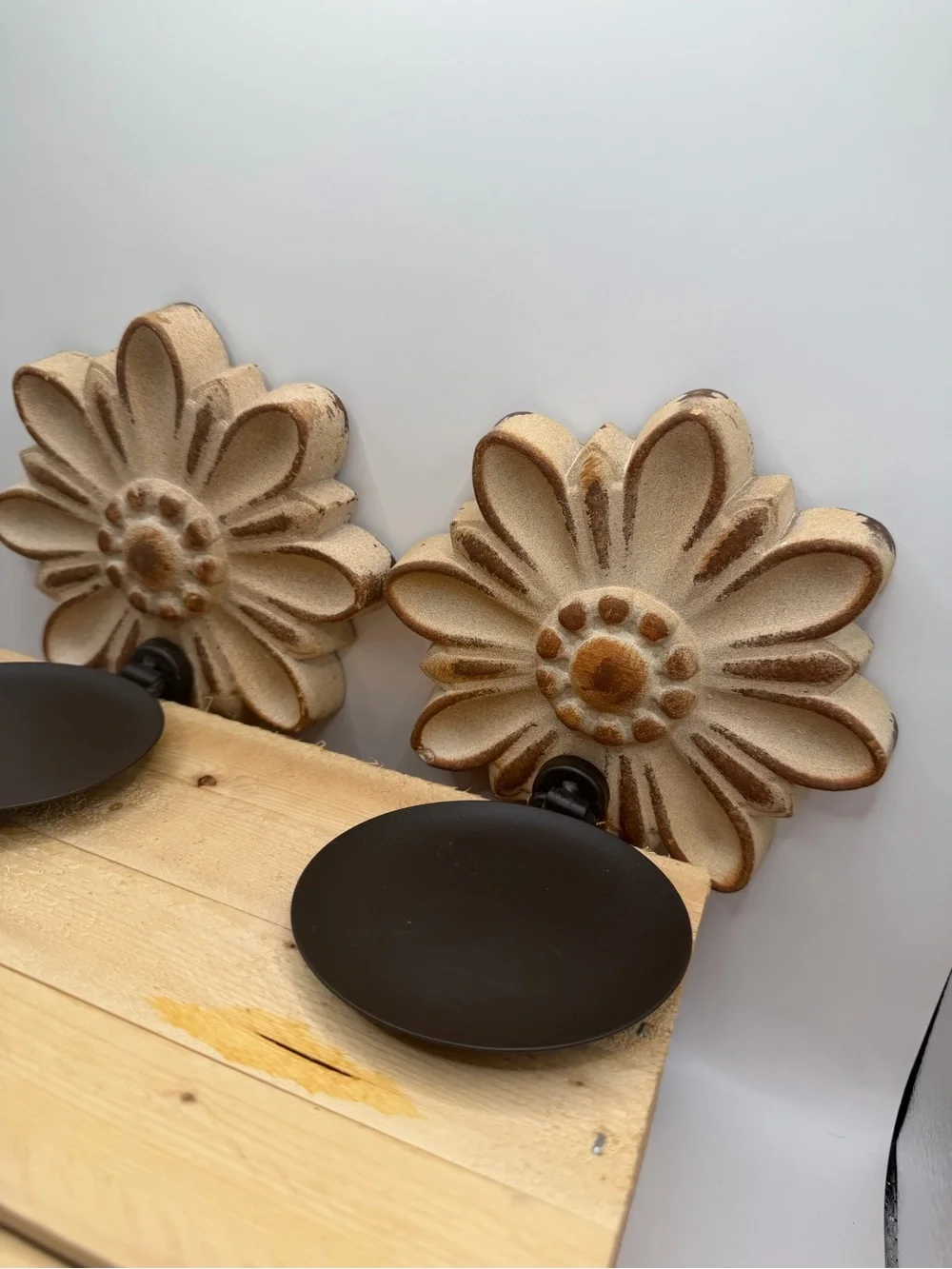 Set of 2 Rustic Daisy Wall Candle Sconces Farmhouse Floral Decor